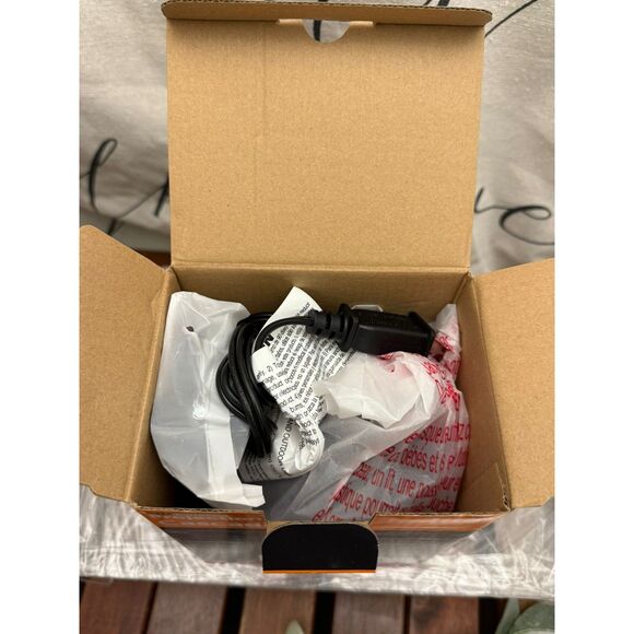 Cascading Red Blood Drip Light Halloween Prop Projection Yard Decoration Horror - Picture 5 of 9